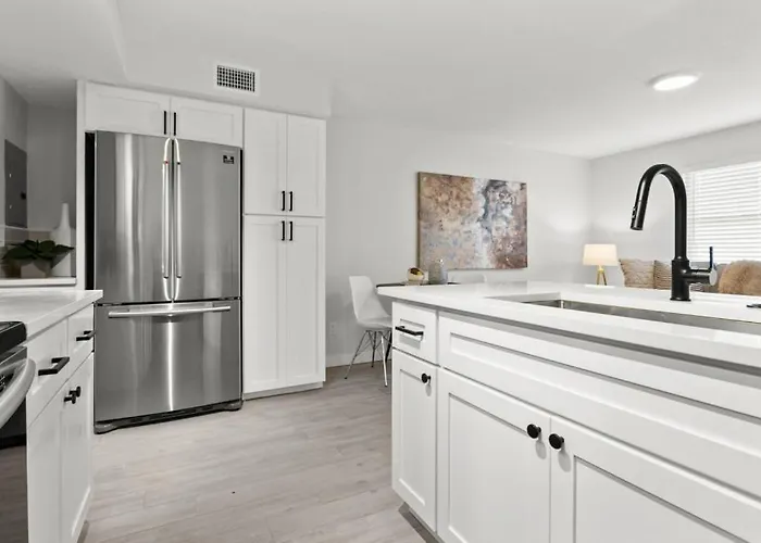 University Serenity Suites